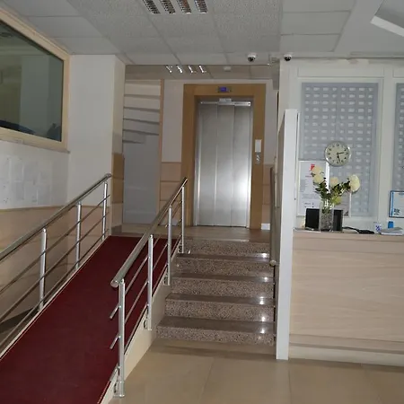 芥蓝皇宫酒店 酒店 3*